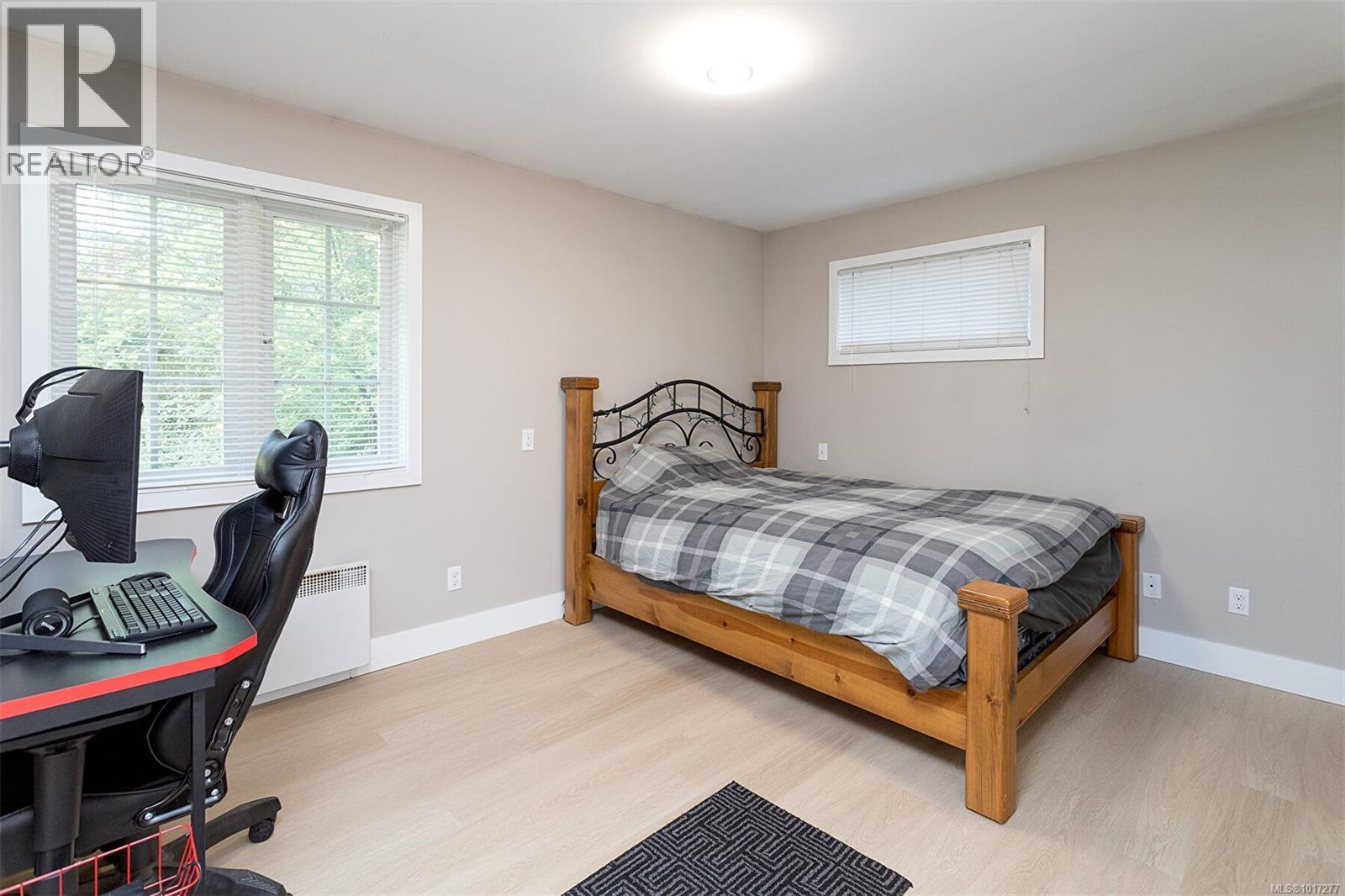 3056 Gibbins Rd, Duncan