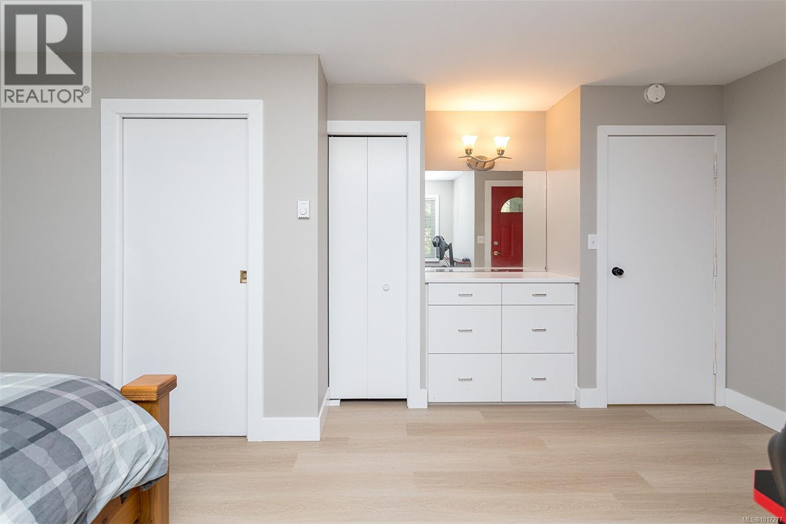 3056 Gibbins Rd, Duncan