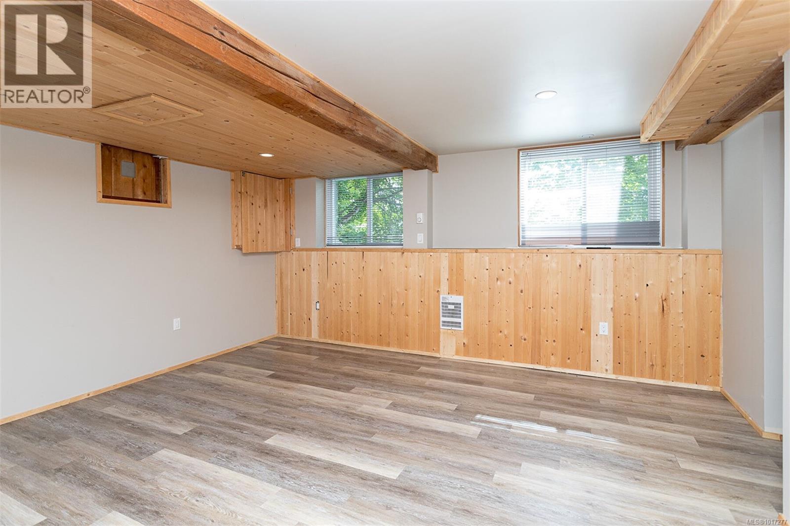 3056 Gibbins Rd - 40