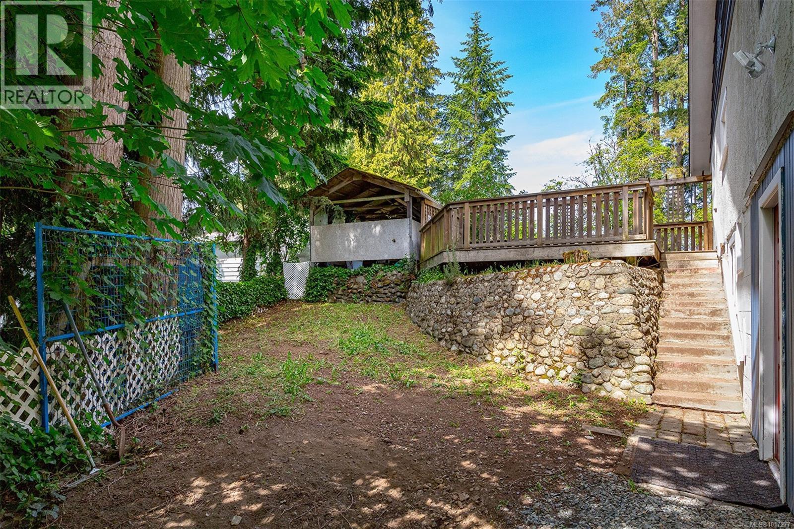 3056 Gibbins Rd, Duncan