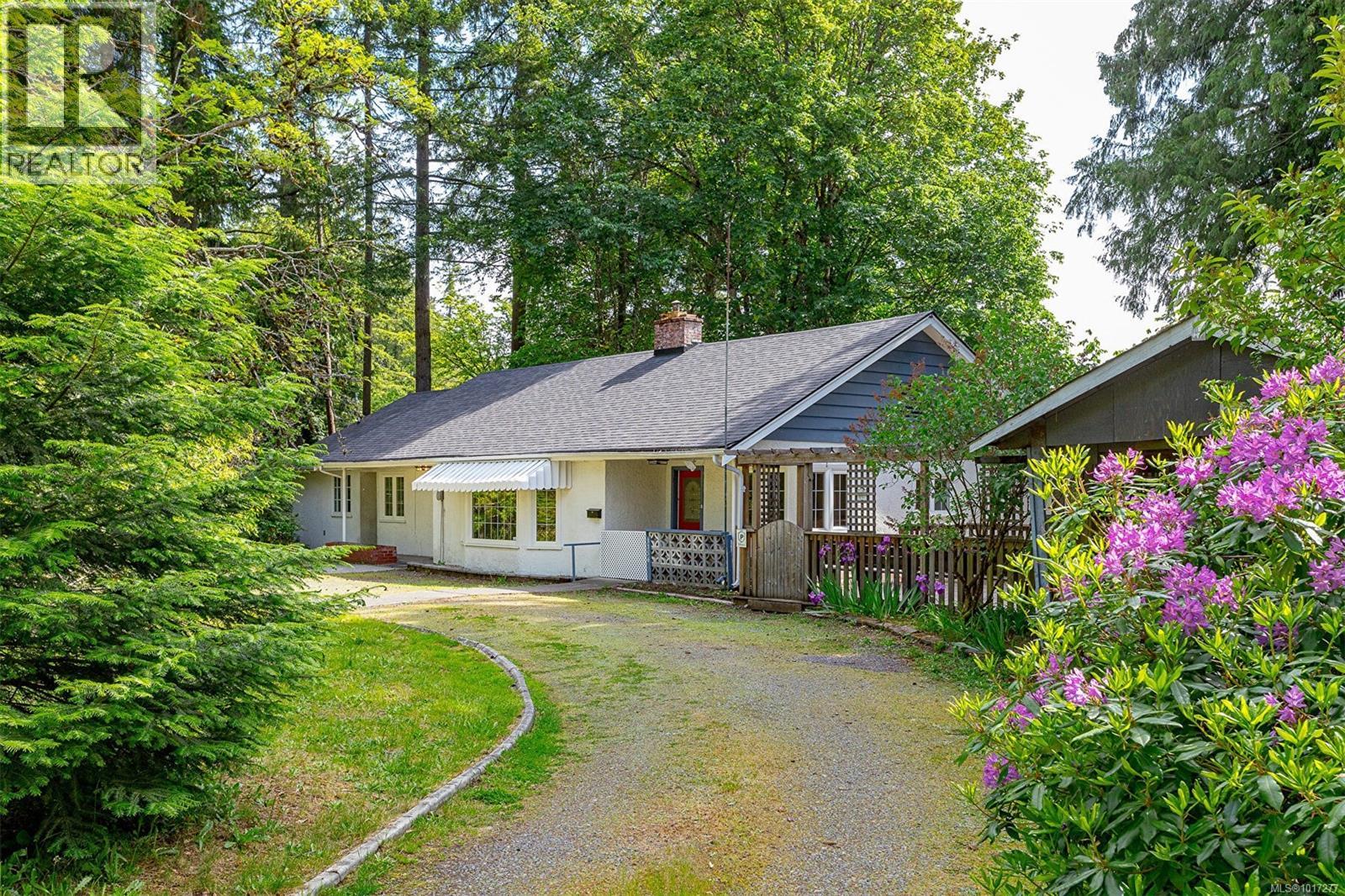 3056 Gibbins Rd, Duncan