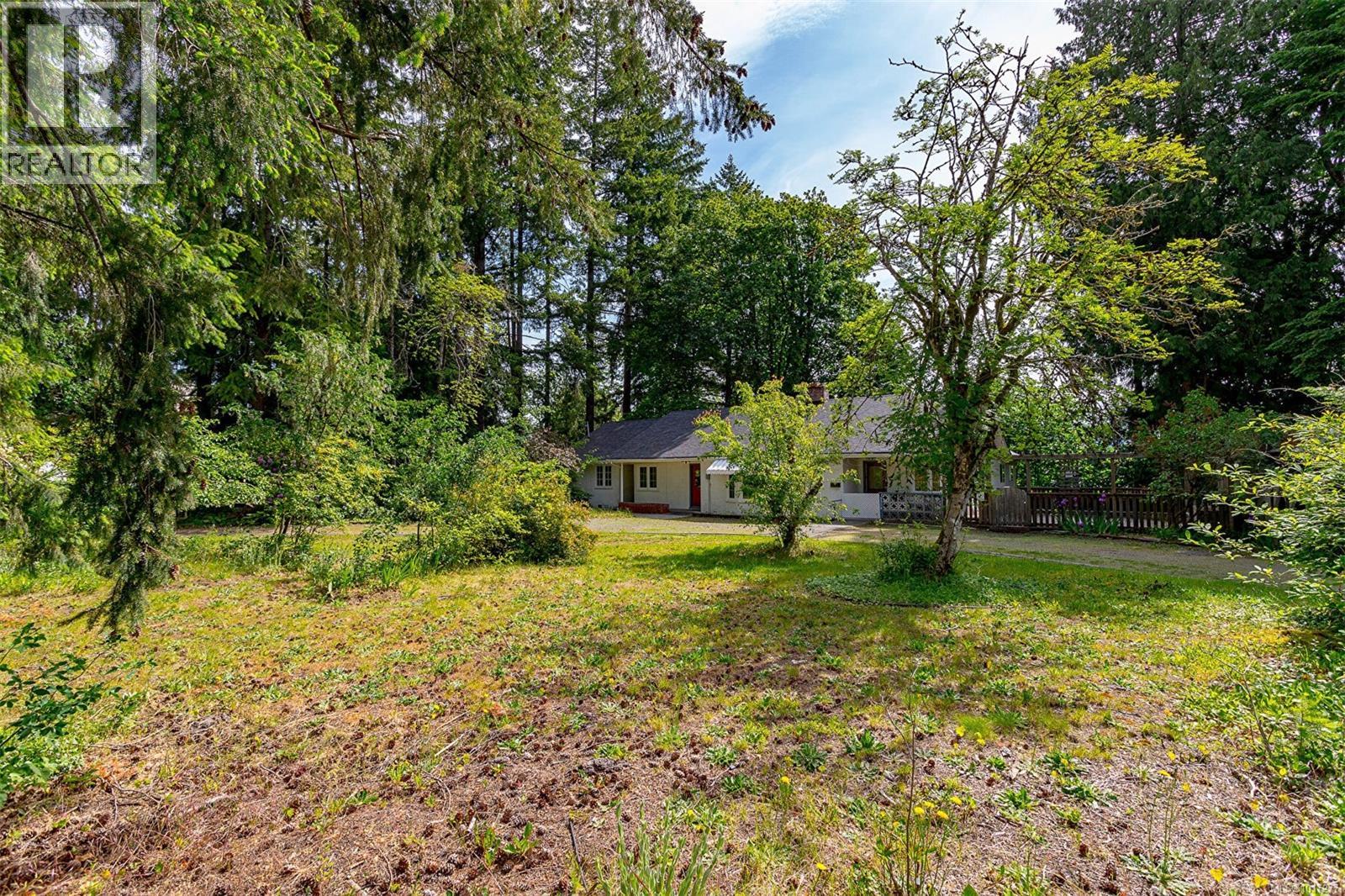 3056 Gibbins Rd - 51