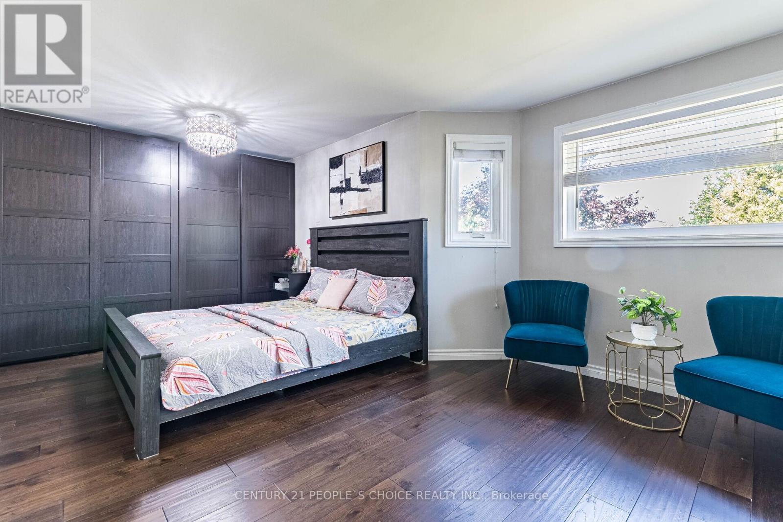 Single Family House for Sale in  CUNDLES ROAD W Barrie (Northwest) 