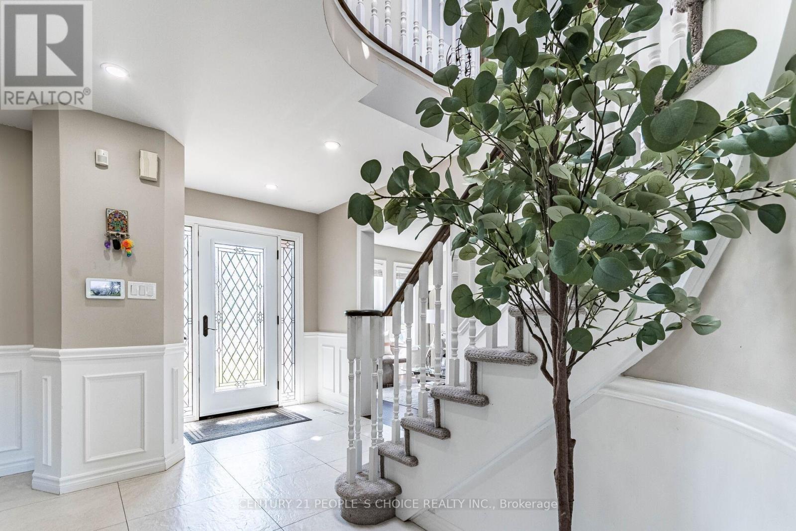 Single Family House for Sale in  CUNDLES ROAD W Barrie (Northwest) 