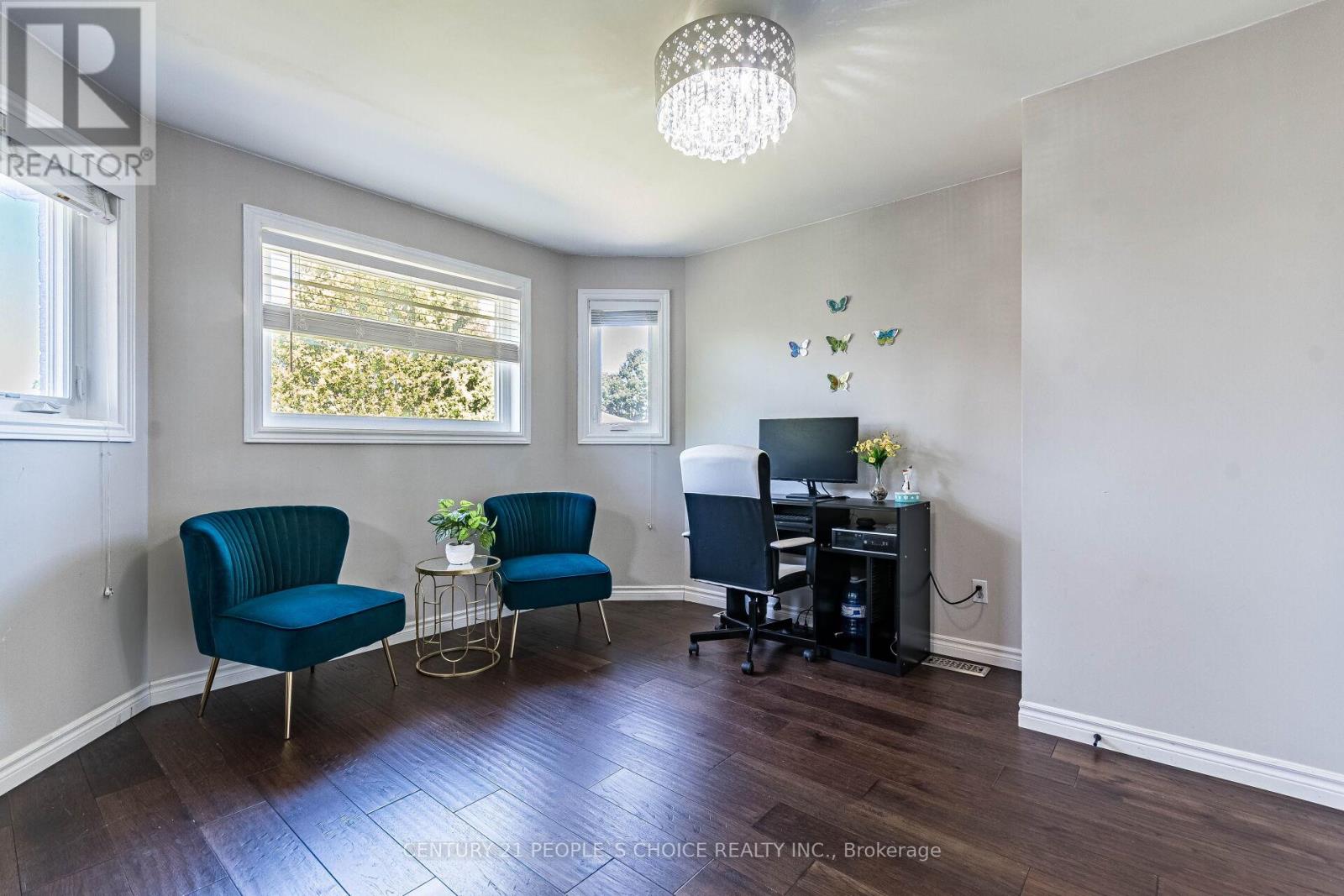 Single Family House for Sale in  CUNDLES ROAD W Barrie (Northwest) 