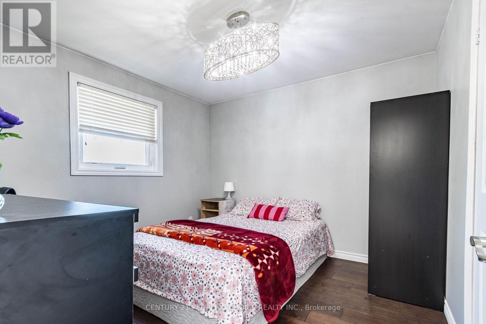 Single Family House for Sale in  CUNDLES ROAD W Barrie (Northwest) 