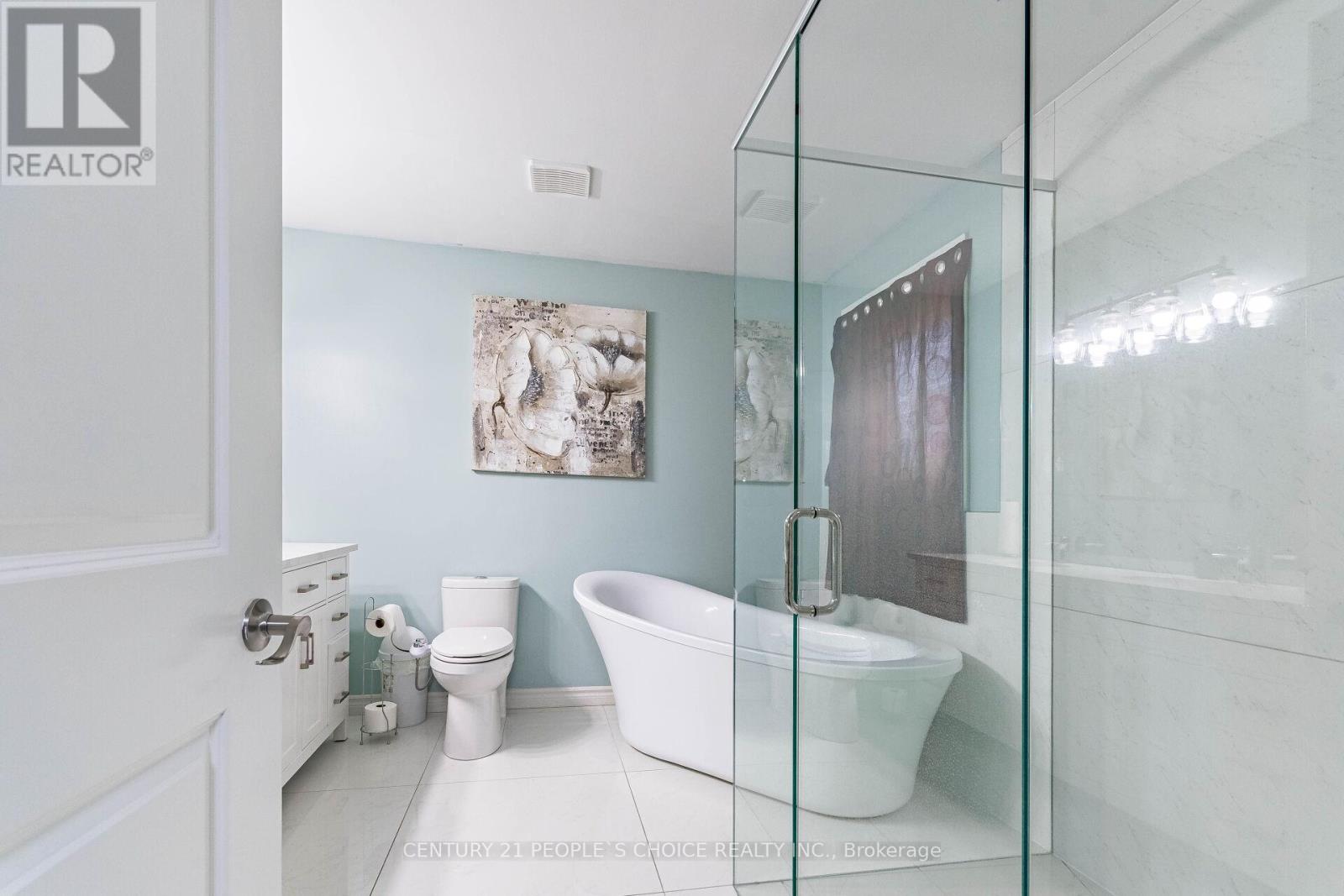 Single Family House for Sale in  CUNDLES ROAD W Barrie (Northwest) 