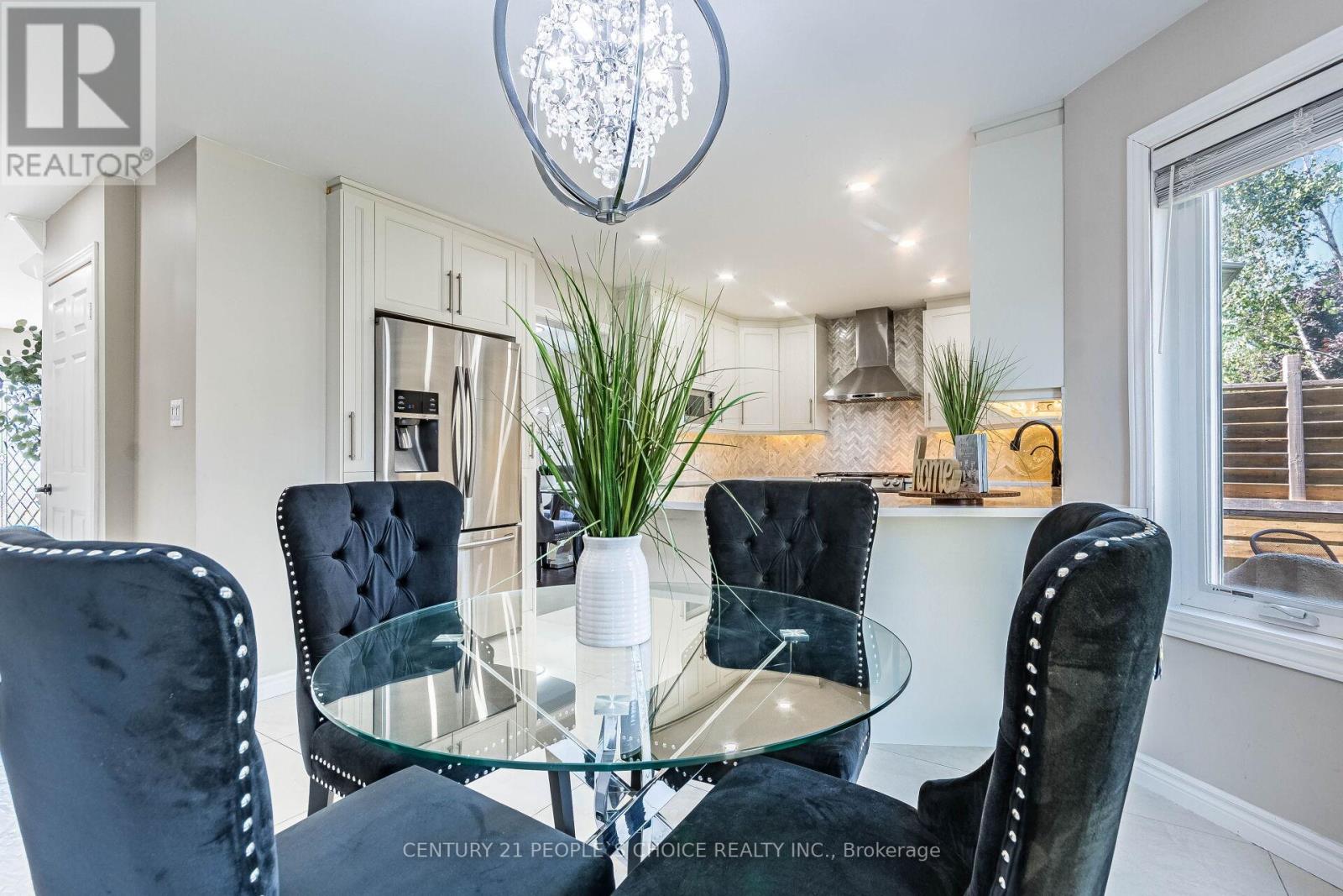 Single Family House for Sale in  CUNDLES ROAD W Barrie (Northwest) 