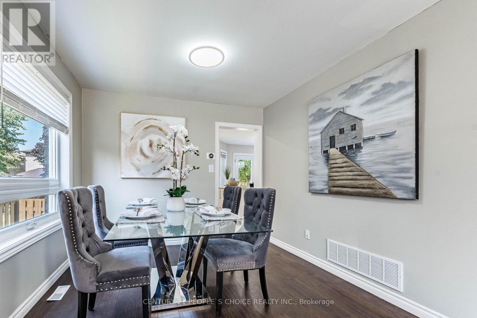 Single Family House for Sale in  CUNDLES ROAD W Barrie (Northwest) 