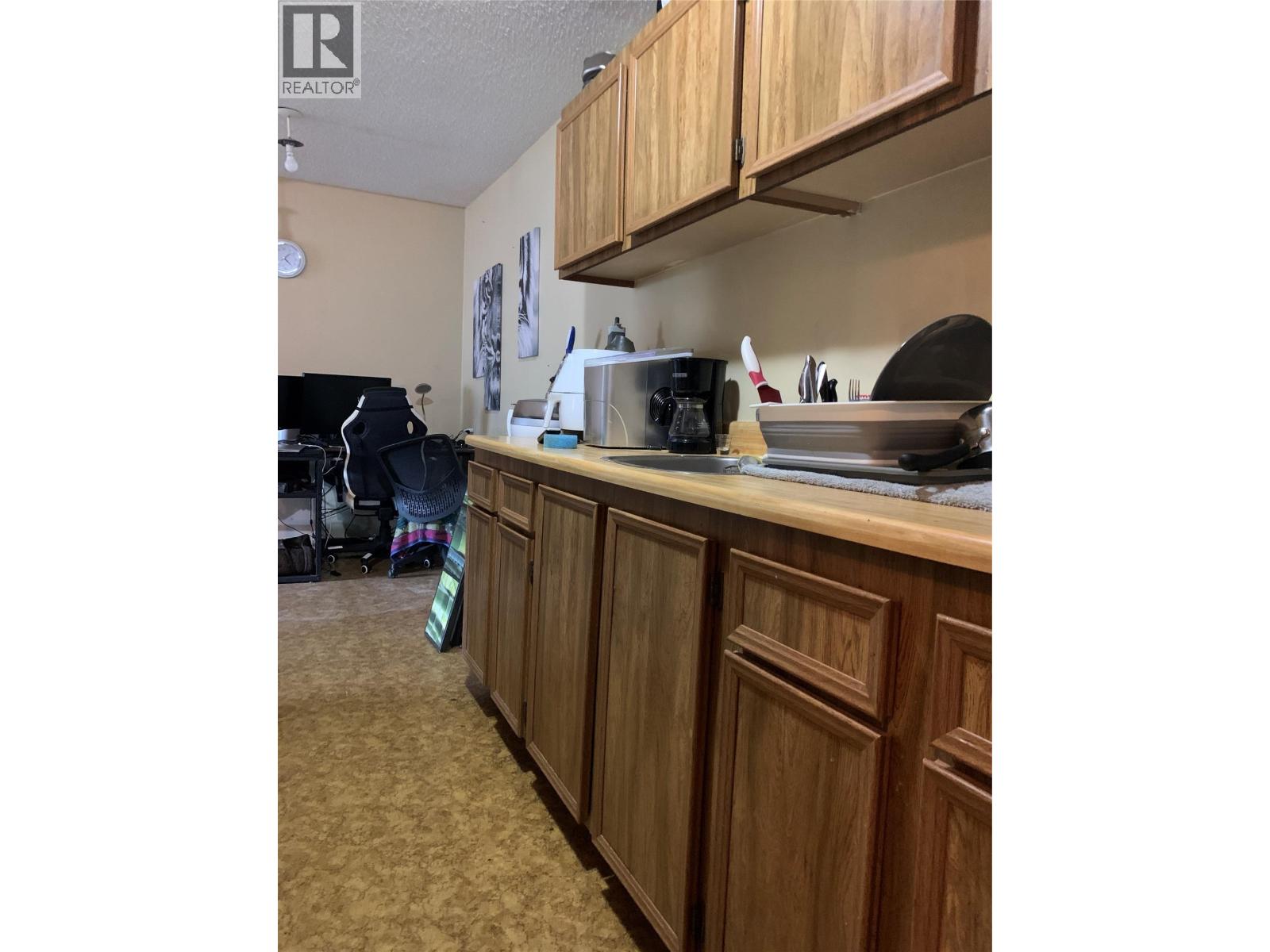 279 Alder Drive Unit# 311, Logan Lake