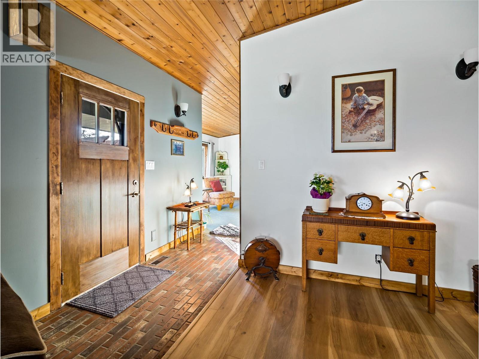 4250 Frederick Road, Armstrong