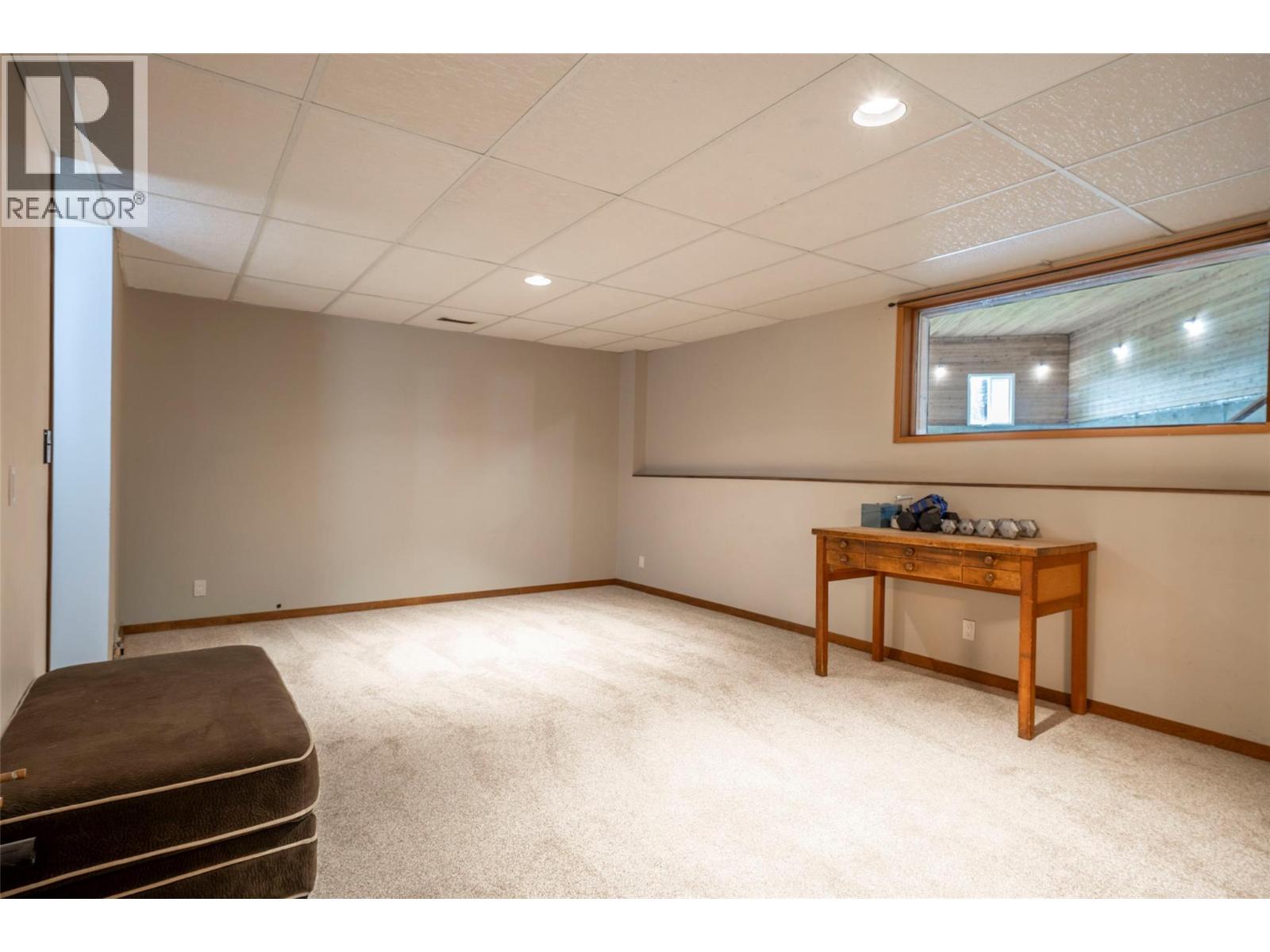 4250 Frederick Road, Armstrong