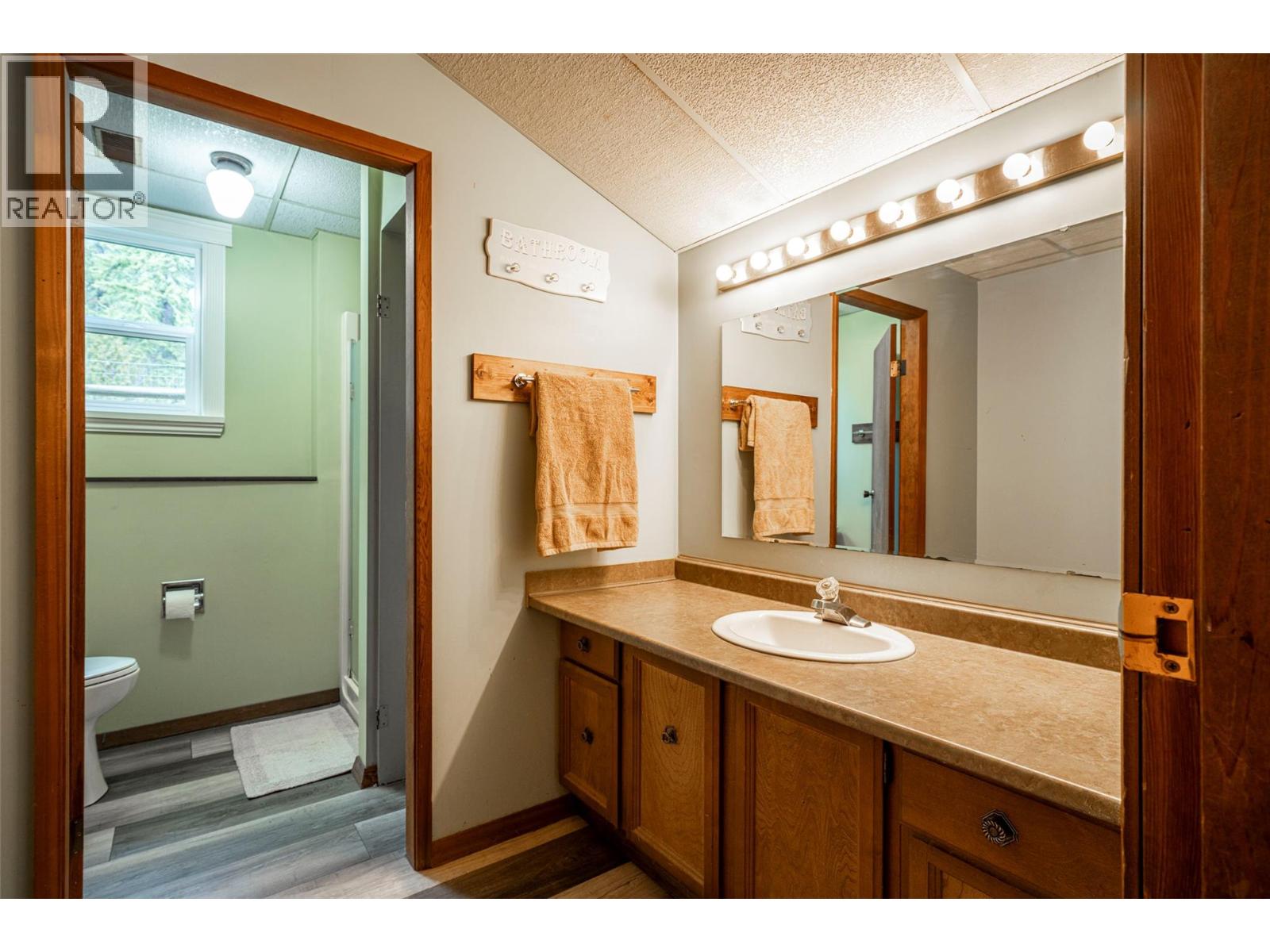 4250 Frederick Road, Armstrong