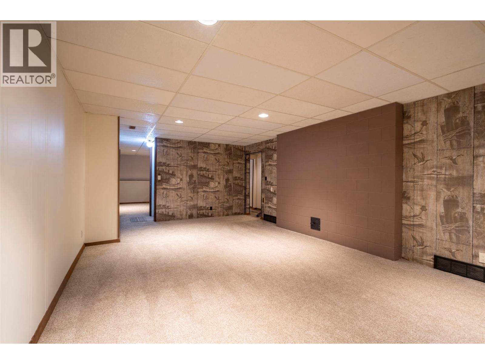 4250 Frederick Road, Armstrong