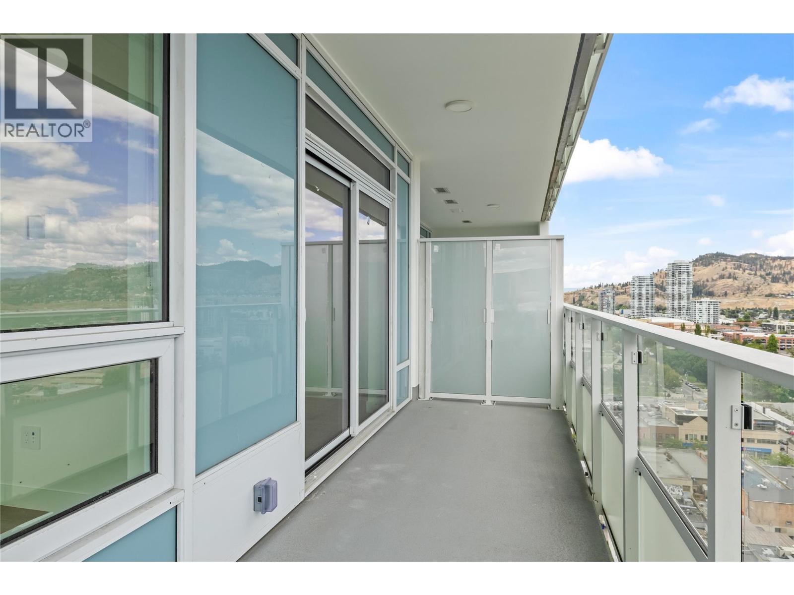 1704 238 Leon Avenue, Kelowna