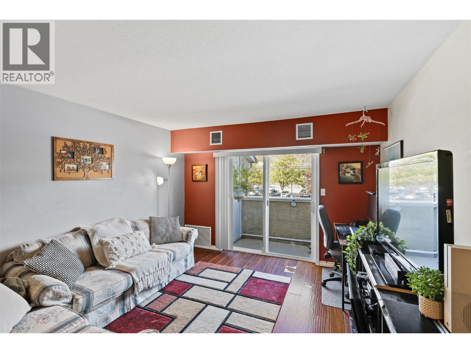 1295 12th Street Unit# 203, Kamloops