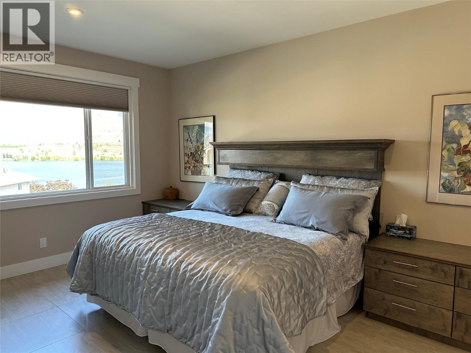 440 MERLOT Avenue, Oliver