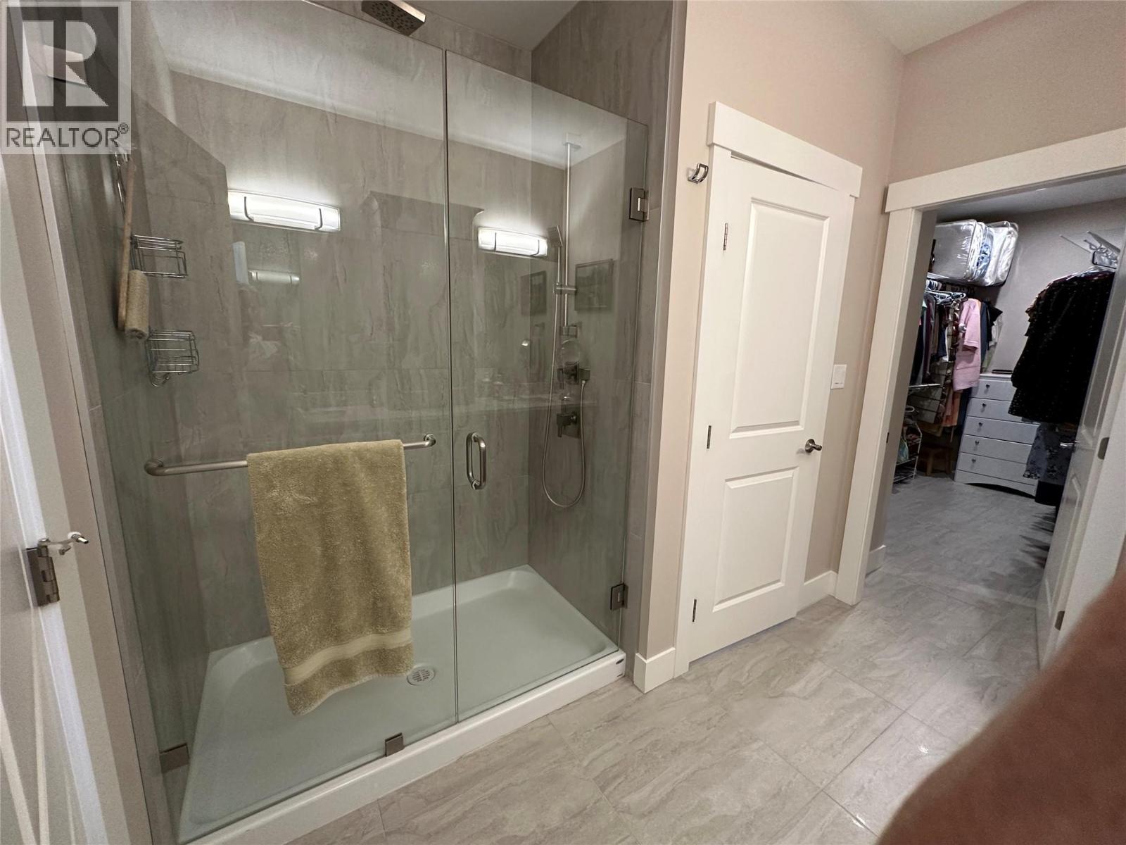 440 MERLOT Avenue - 7