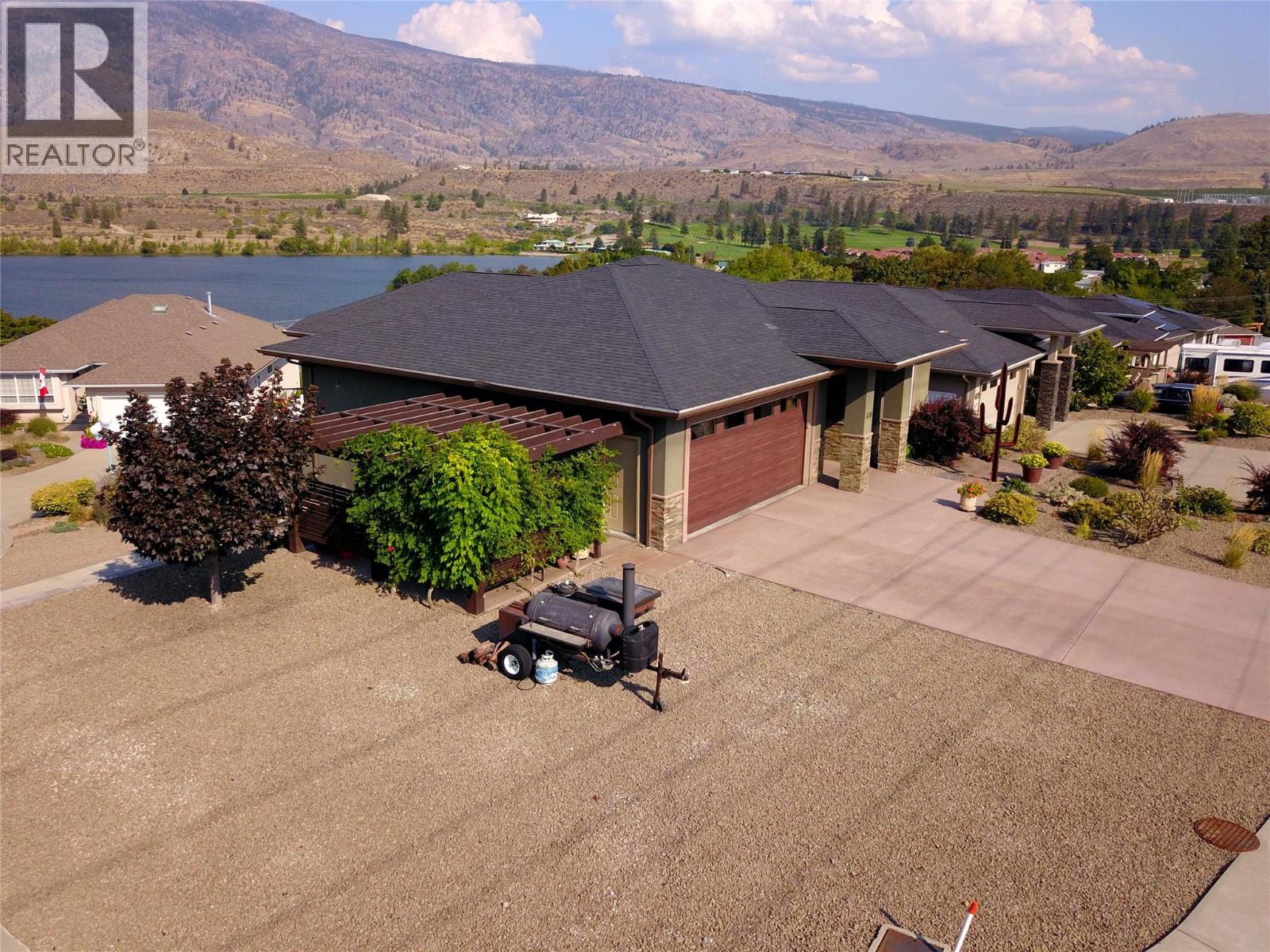 440 MERLOT Avenue, Oliver