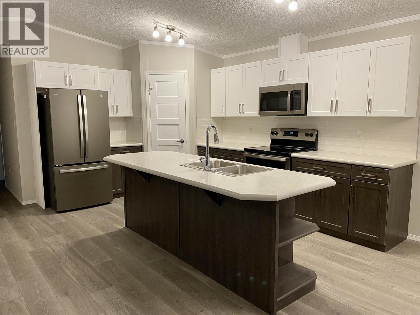 1471 8TH PLACE, Valemount