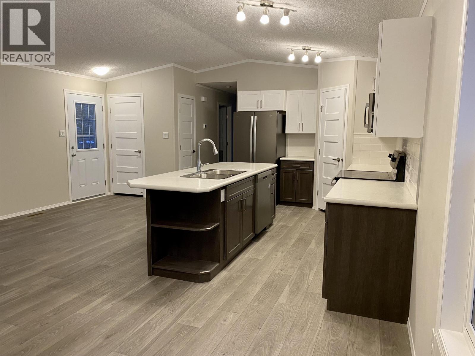 1471 8TH PLACE, Valemount