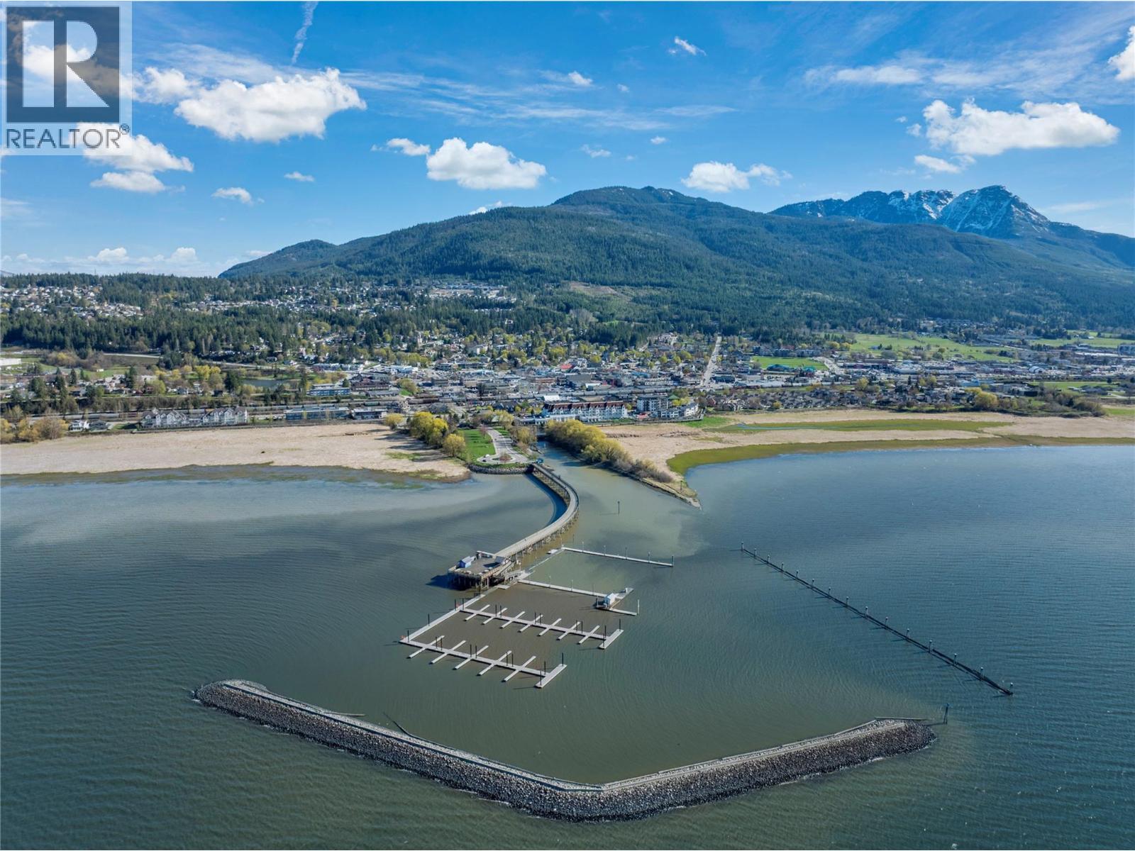 251 6 Street SE Unit# 308, Salmon Arm