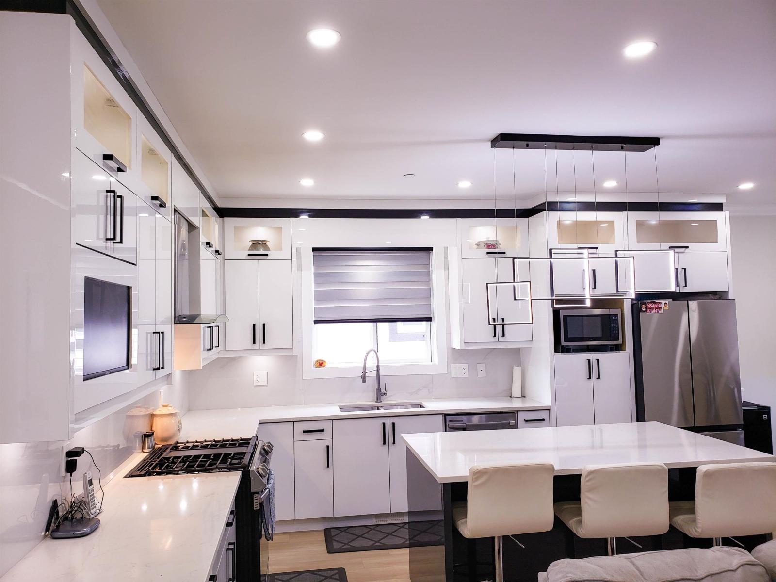 32663 CUNNINGHAM AVENUE, Mission