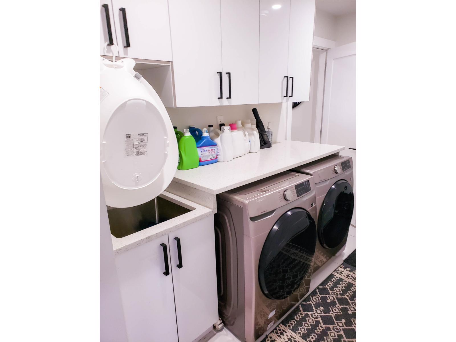 32663 CUNNINGHAM AVENUE, Mission