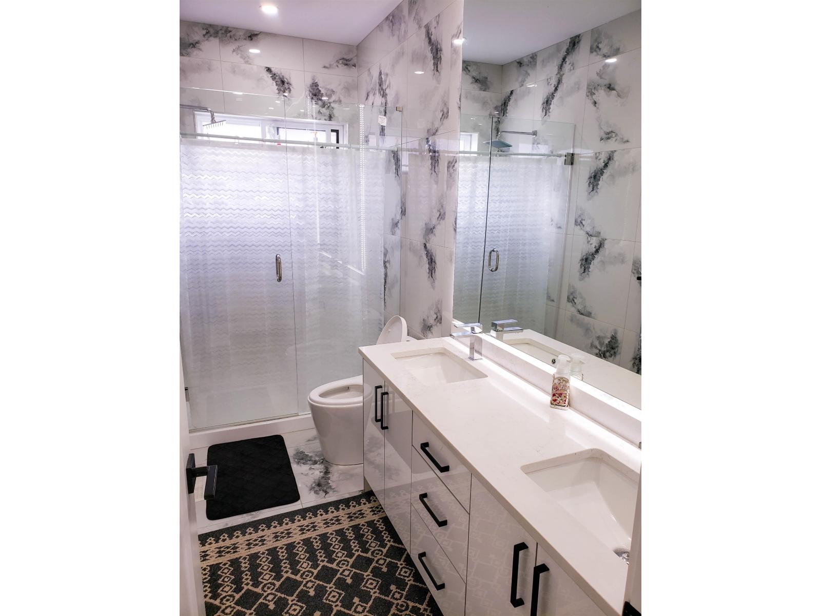 32663 CUNNINGHAM AVENUE, Mission