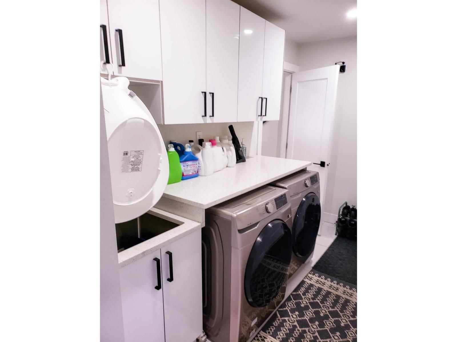 32663 CUNNINGHAM AVENUE, Mission