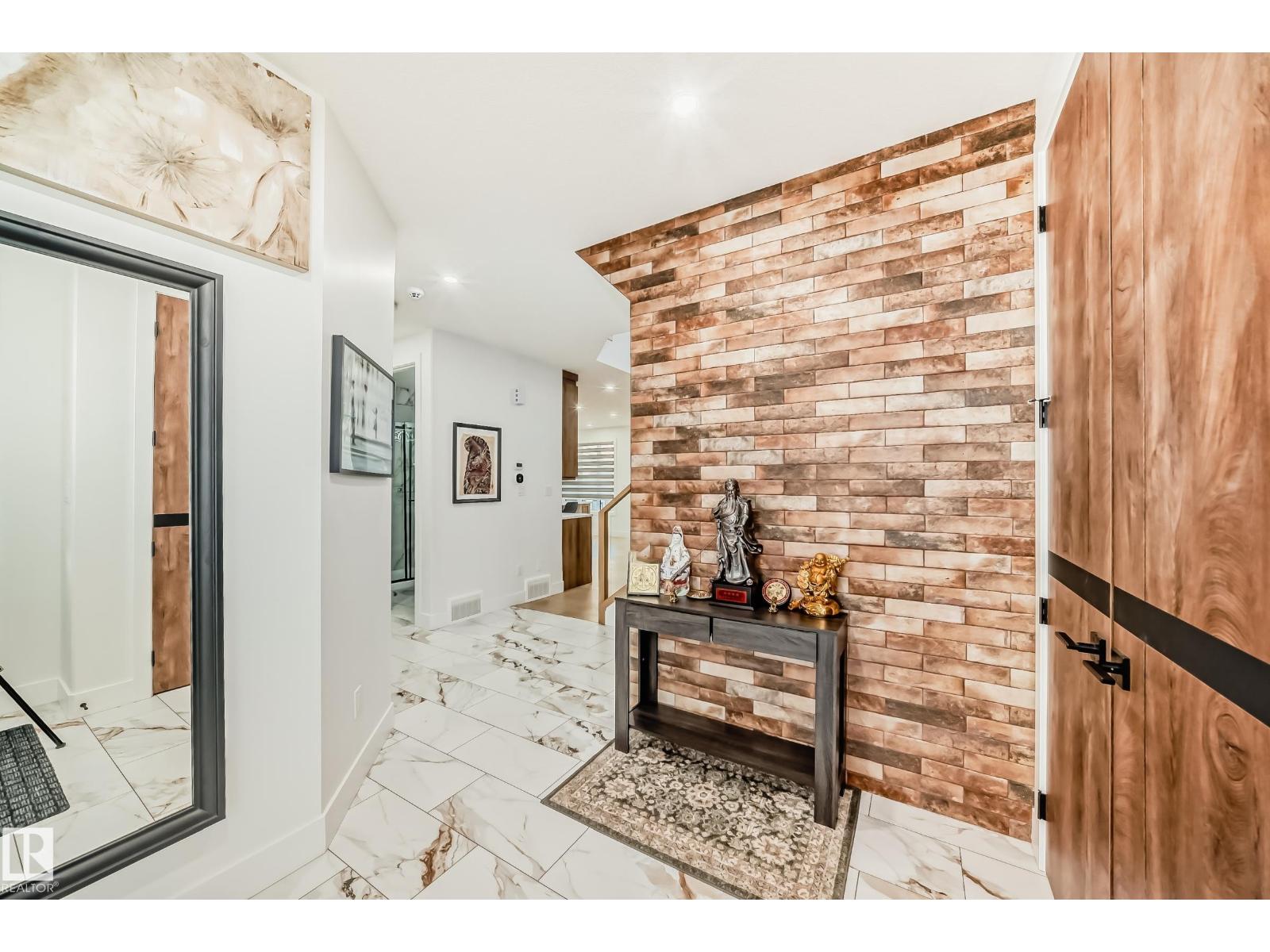 42 ELWYCK GATE - 6