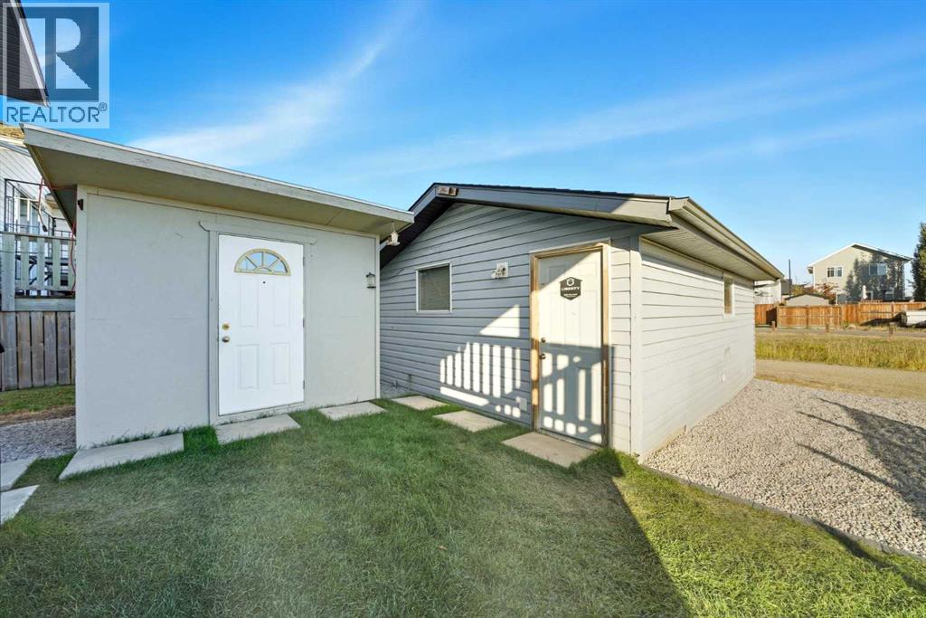 32 Hunter Road, Sylvan Lake