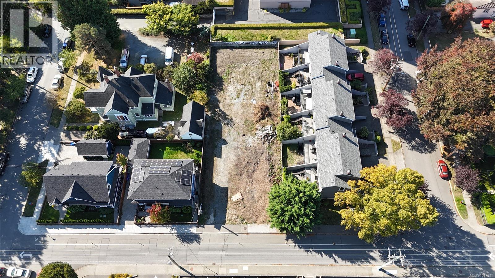  557 Simcoe Street, Victoria