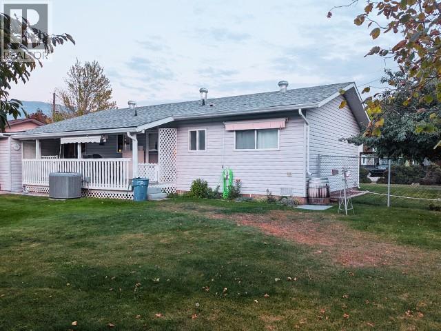  5828 Columbia Street, Oliver