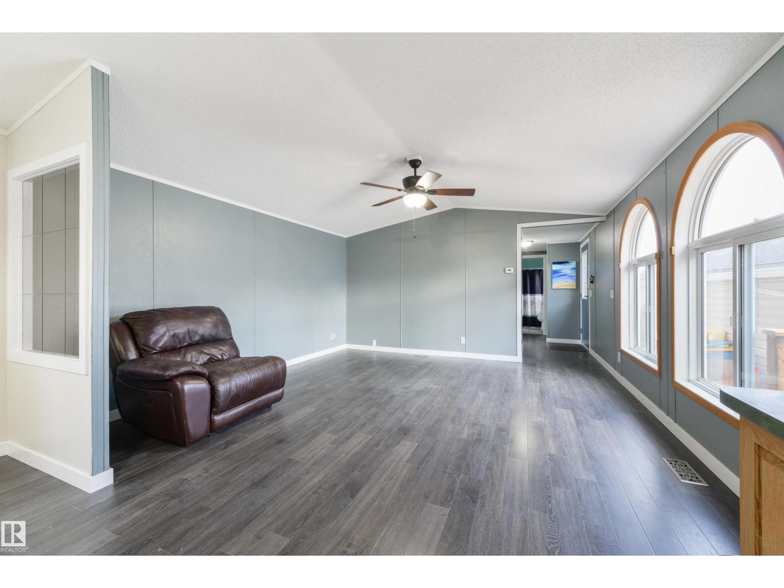 2809 Lakeside Cres NW NW, Edmonton