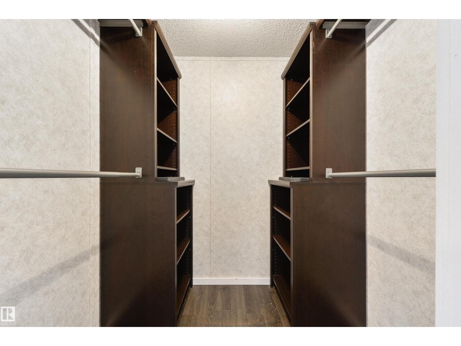 2809 Lakeside Cres NW NW, Edmonton