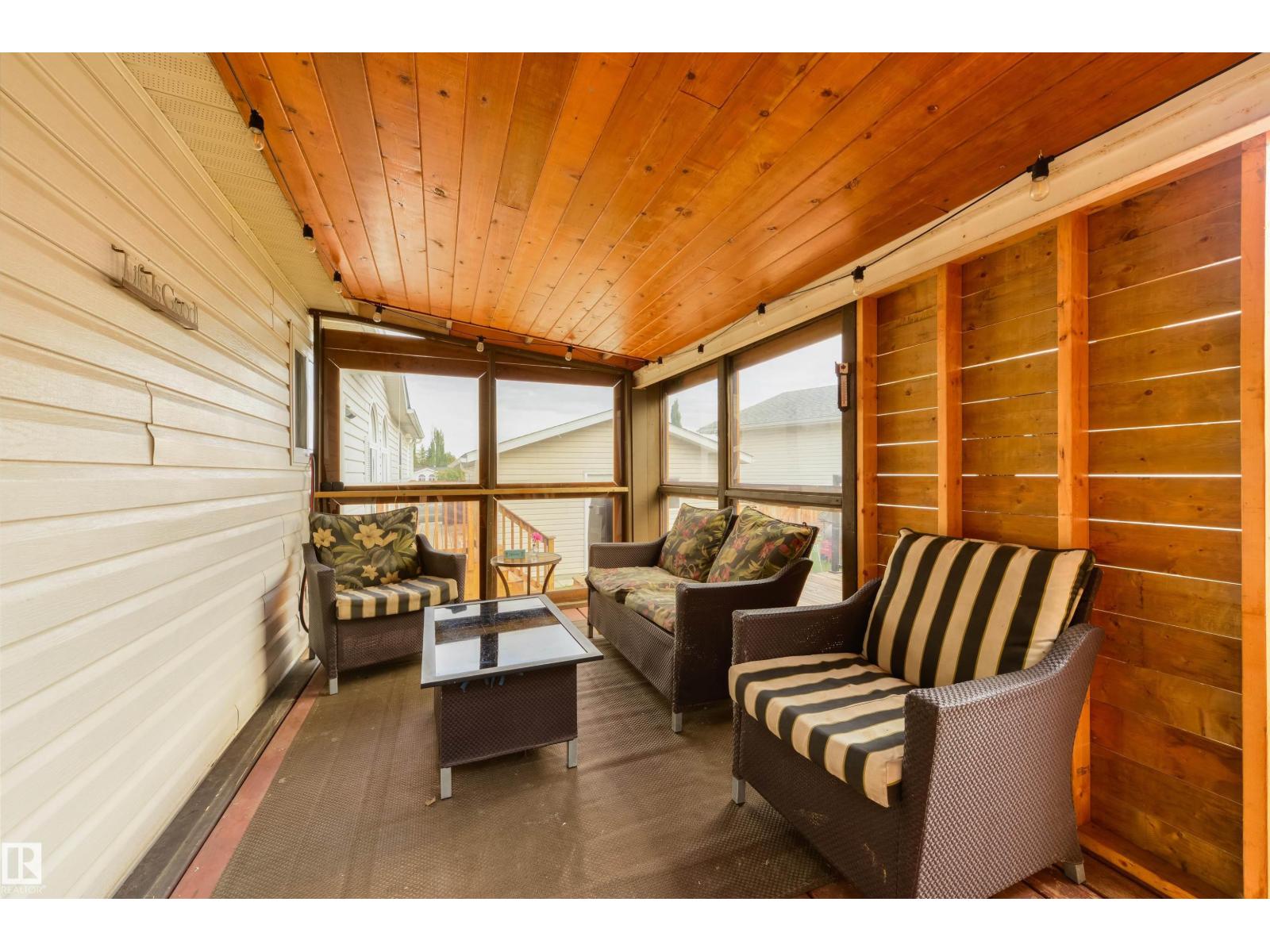 2809 Lakeside Cres NW NW, Edmonton