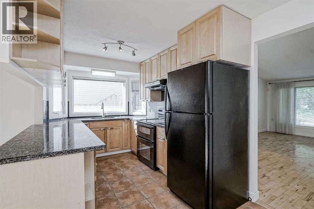 Single Family House Bungalow for Sale in  Bermuda Drive NW Beddington Heights Calgary 