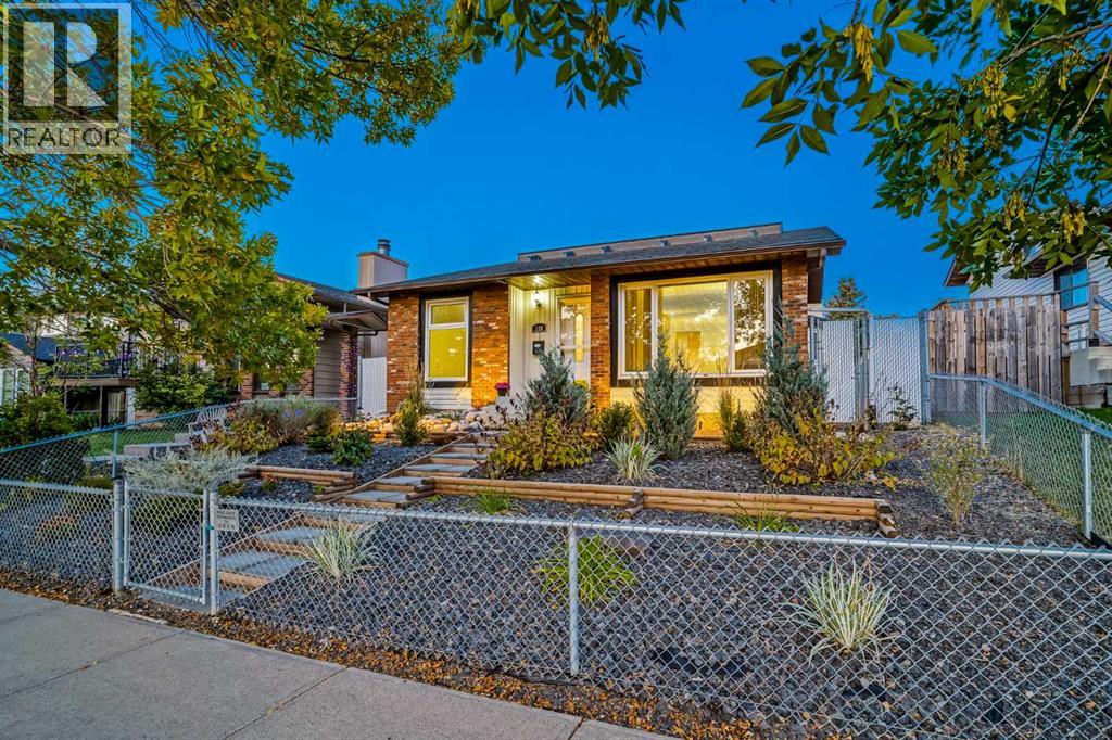 128 Bermuda Drive NW, Calgary, Alberta