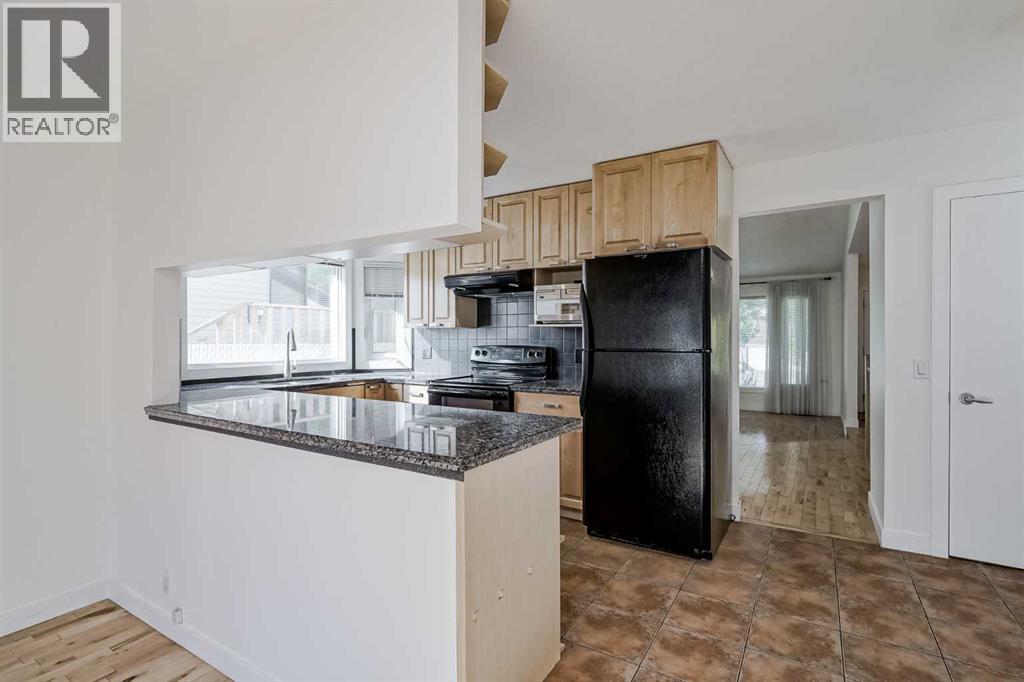 Single Family House Bungalow for Sale in  Bermuda Drive NW Beddington Heights Calgary 
