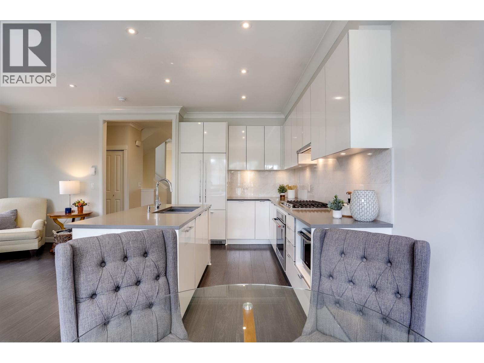 #30-5510 ADMIRAL Way, Delta