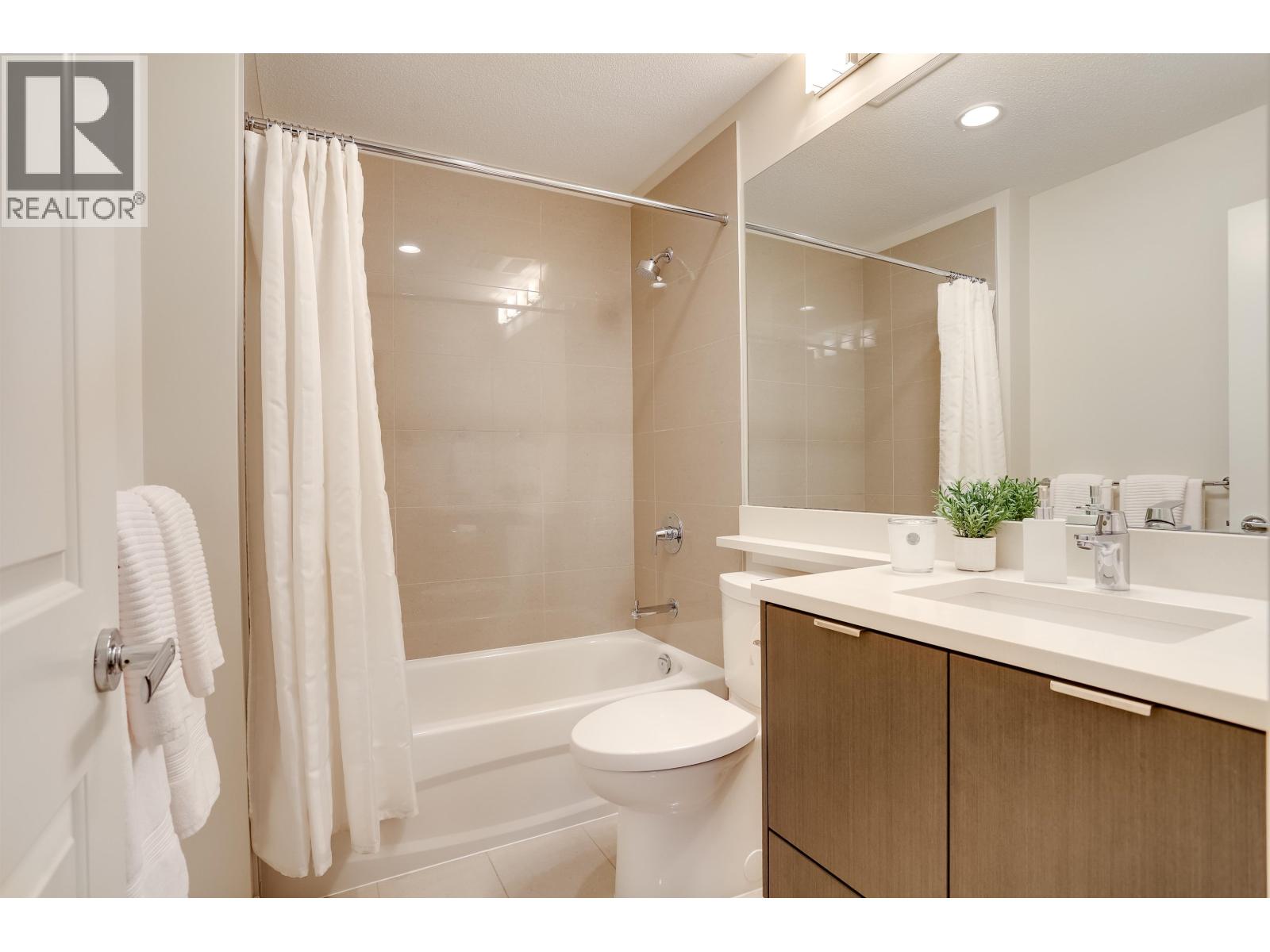 #30-5510 ADMIRAL Way, Delta