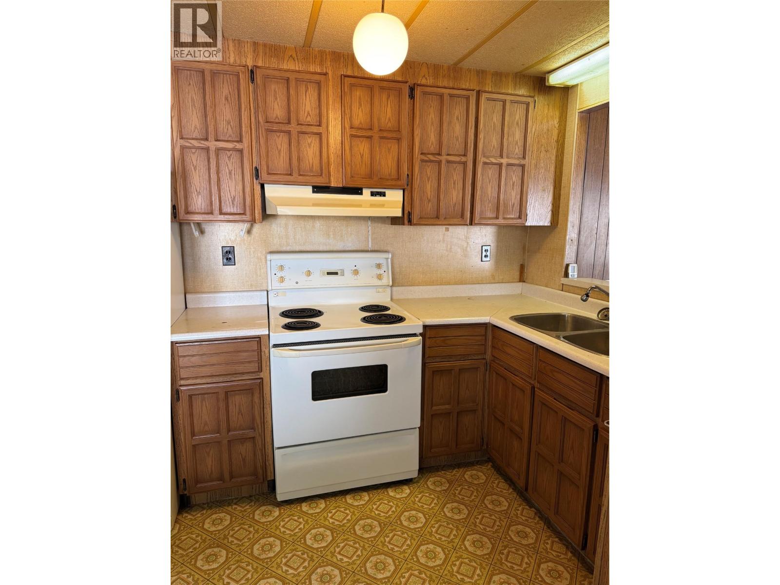 #12 851 READ ROAD - 9