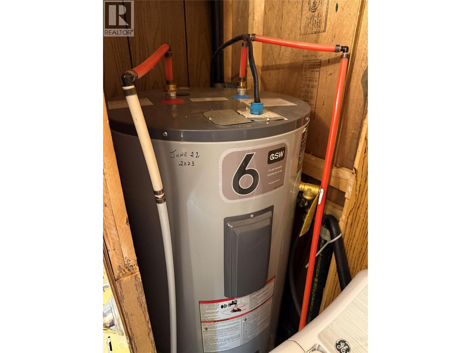 #12 851 READ ROAD - 22