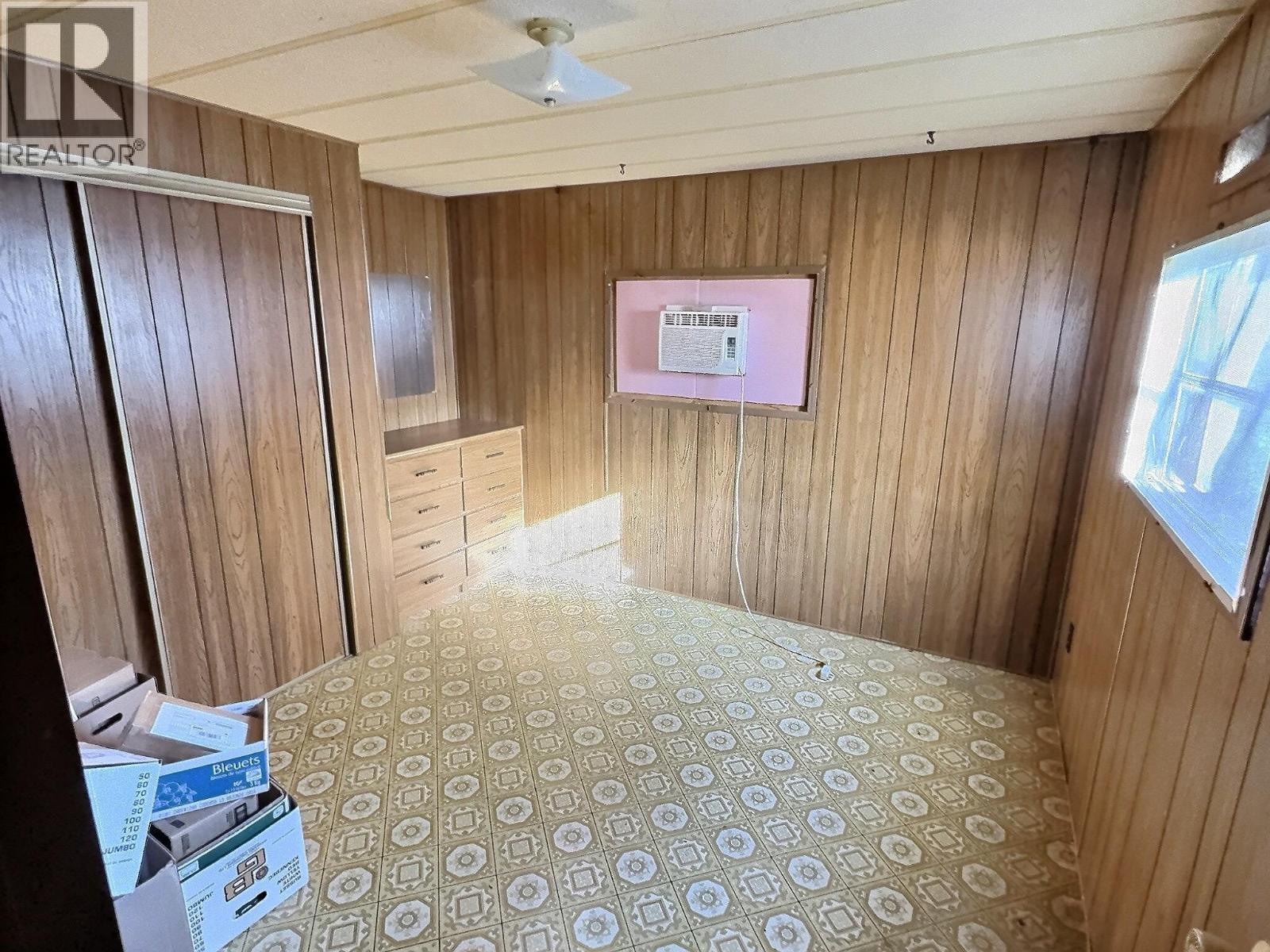 #12 851 READ ROAD - 7