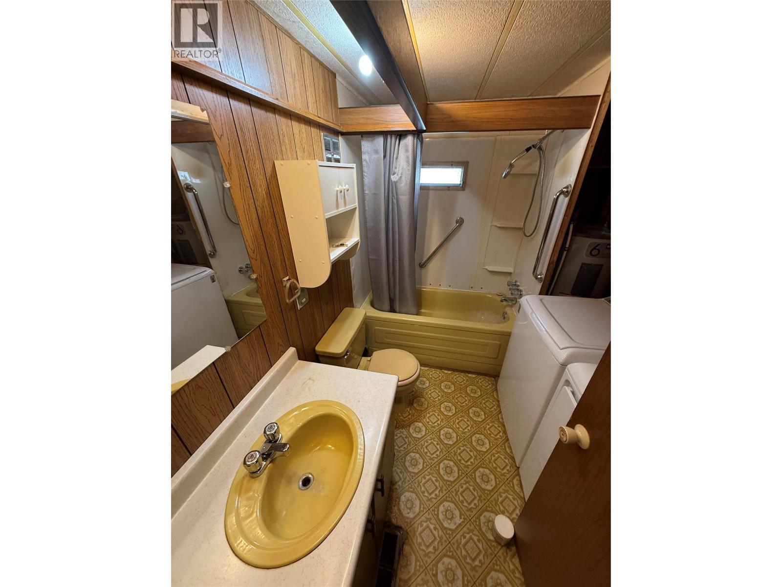 #12 851 READ ROAD - 15