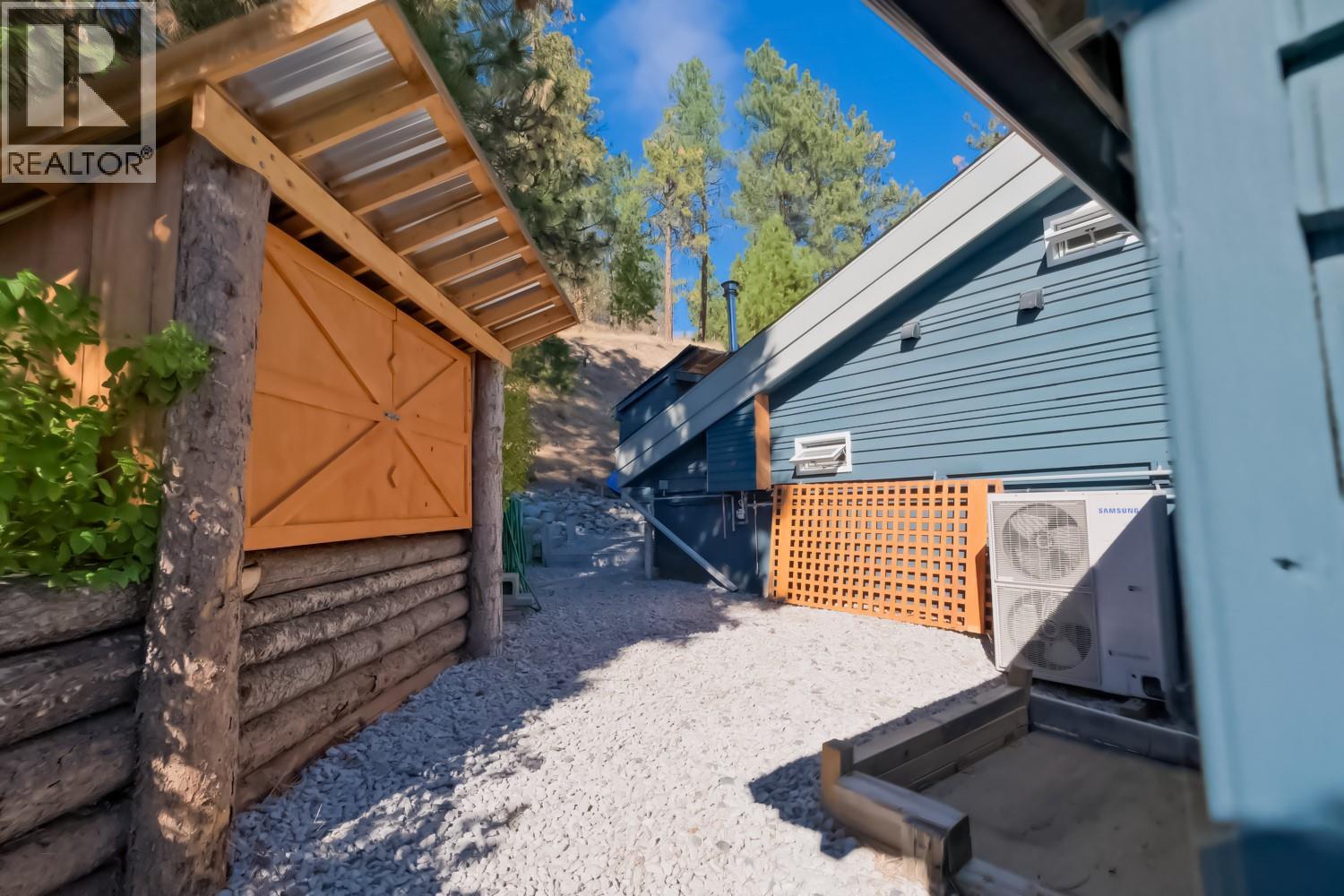  5290 Trepanier Bench Road, Peachland