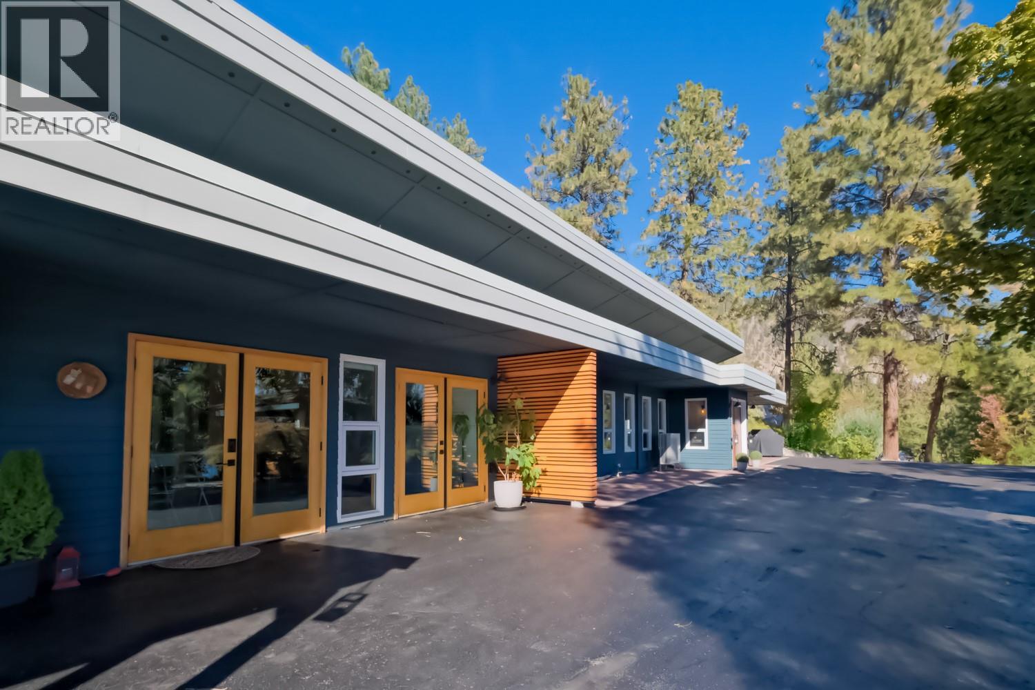  5290 Trepanier Bench Road, Peachland