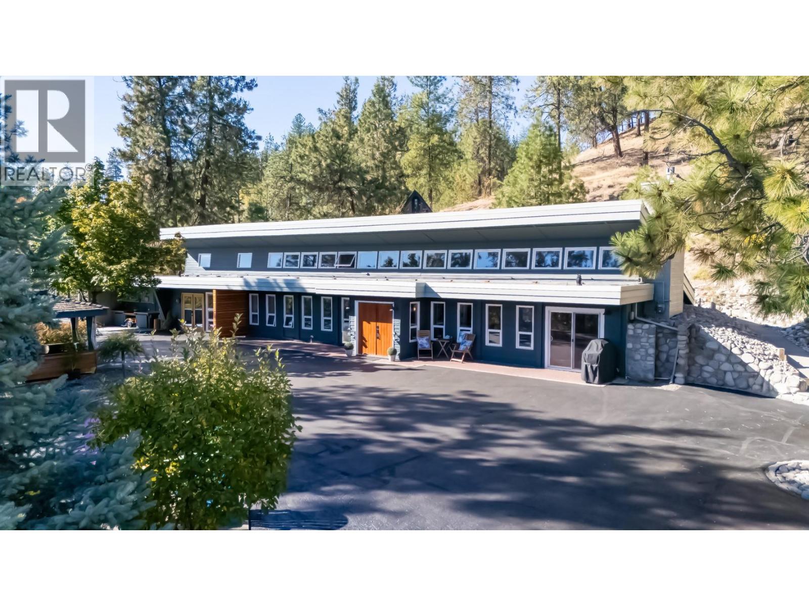  5290 Trepanier Bench Road, Peachland