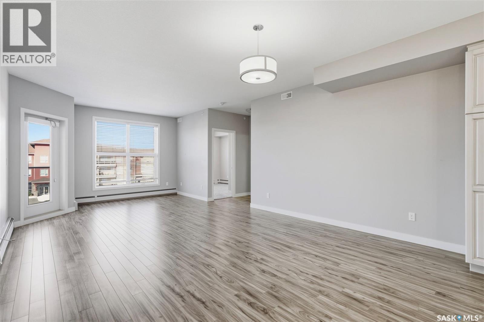 Single Family House Low rise for Sale in   Moss AVENUE Saskatoon 